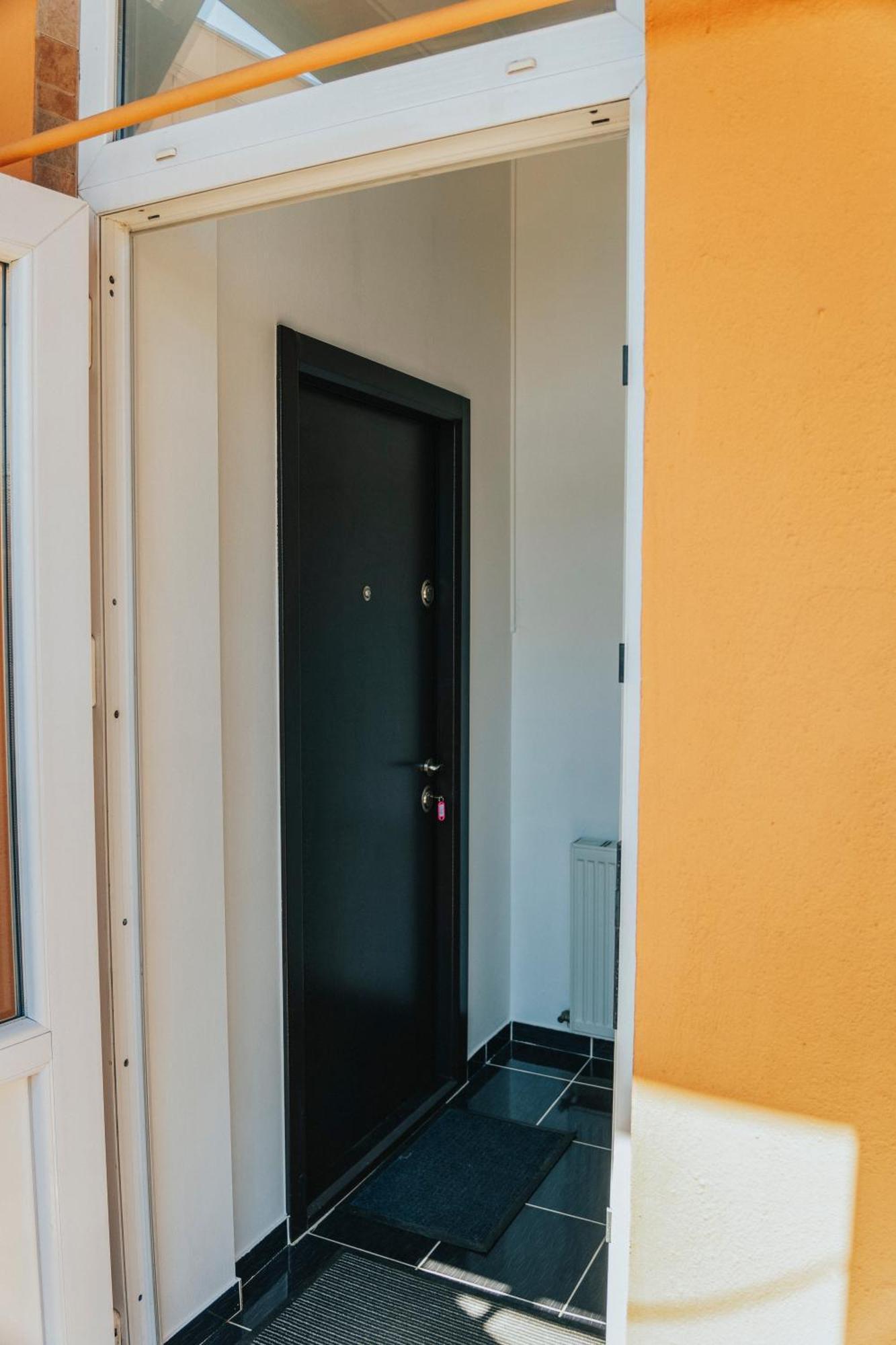 Orange House Apartment ทิมิชัวรา ภายนอก รูปภาพ